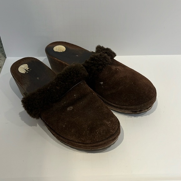 J Crew Brown Suede & Sheepskin Wooden Clogs - Picture 1 of 5